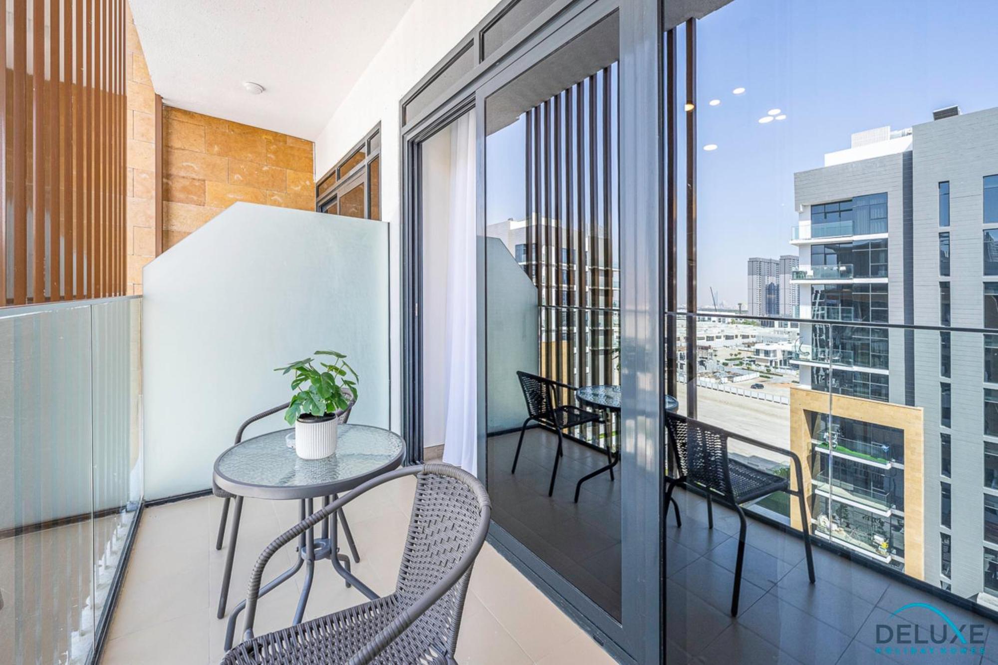 Apartment Snug At Azizi Riviera, Al Merkadh By Deluxe Homes