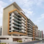 Snug Studio Apartment At Azizi Riviera, Al Merkadh By Deluxe Holiday Homes