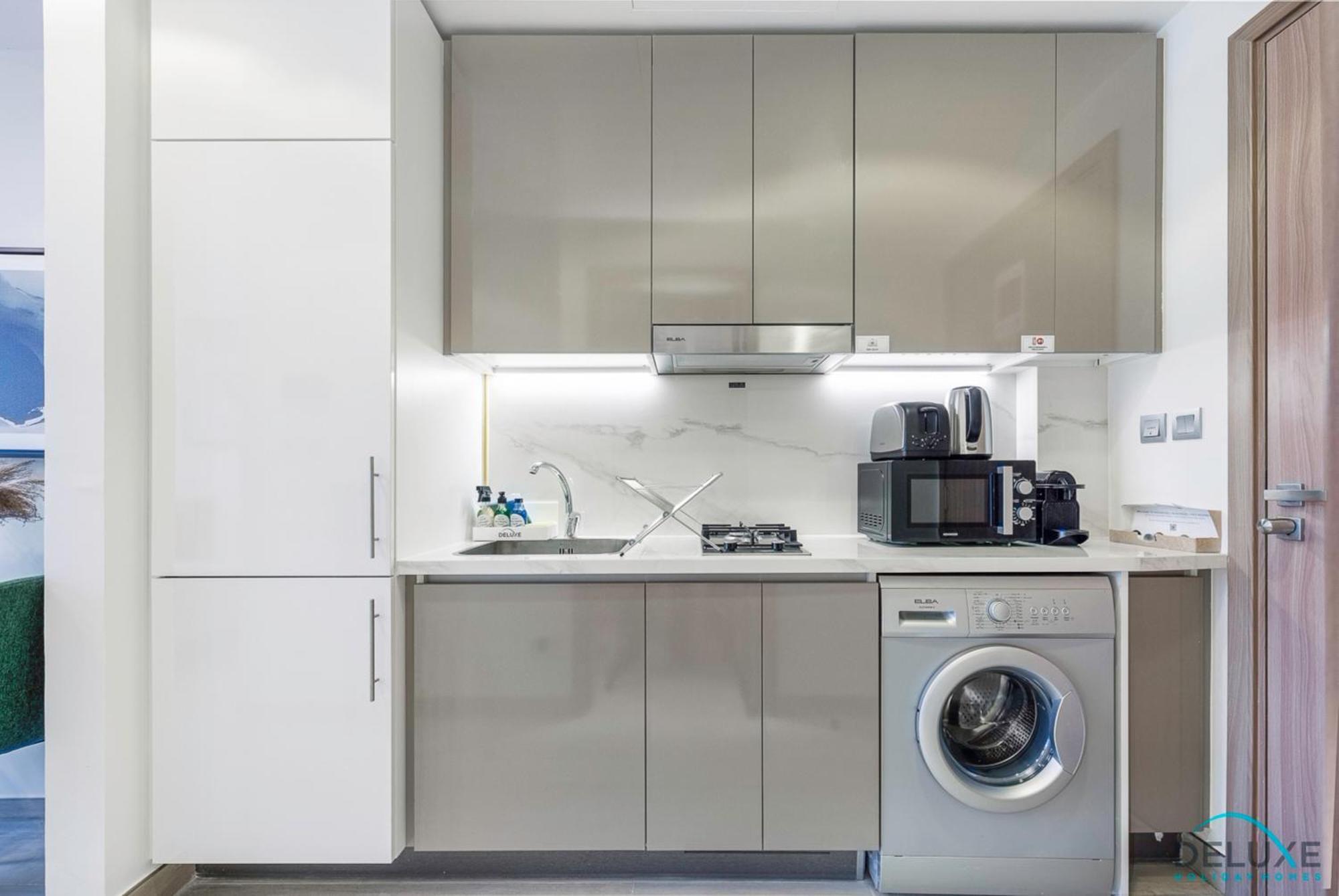 Snug At Azizi Riviera, Al Merkadh By Deluxe Homes *