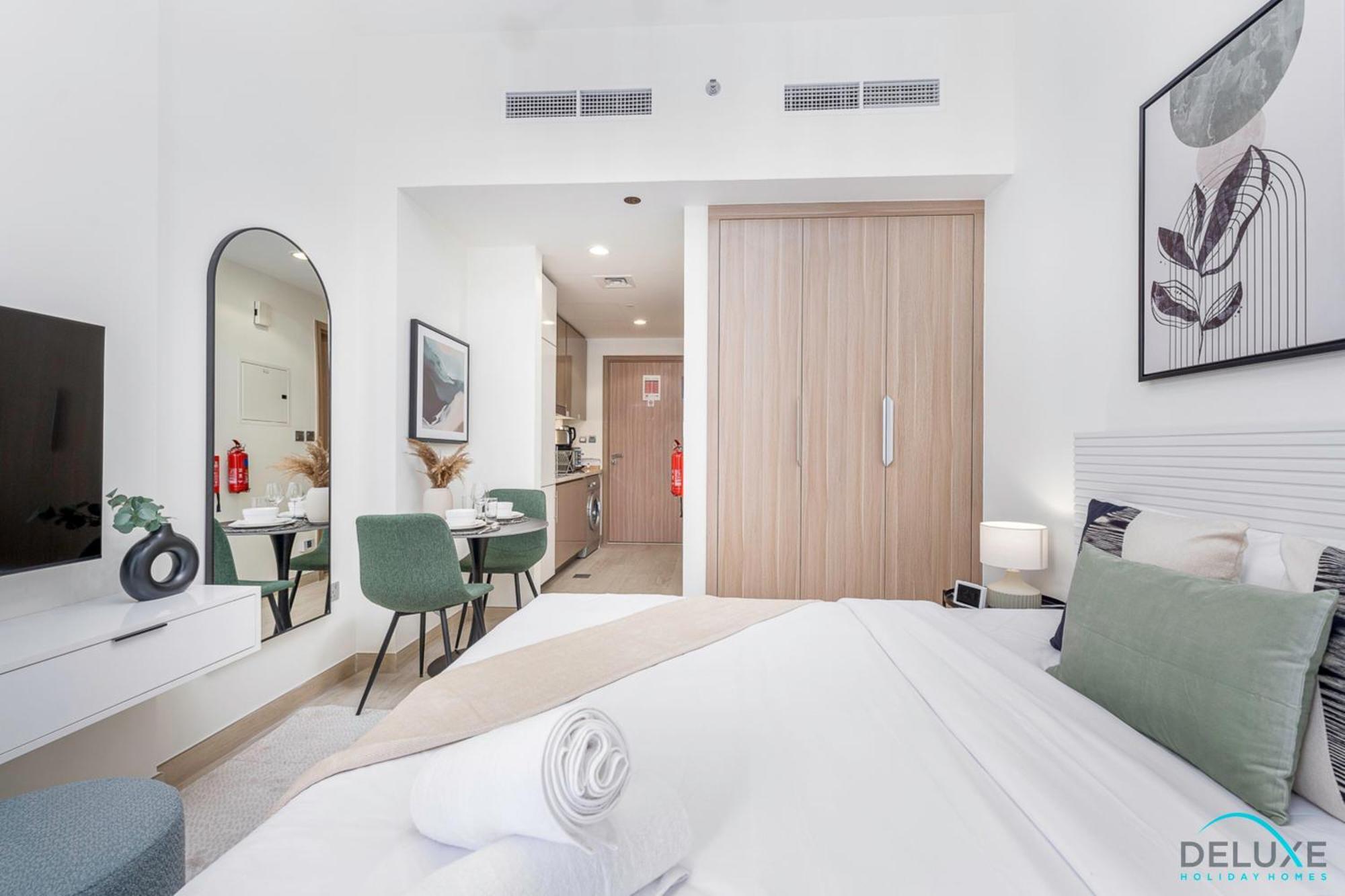 Snug At Azizi Riviera, Al Merkadh By Deluxe Homes